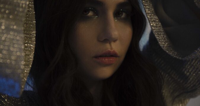 Pearl Charles Announces New Album ‘Magic Mirror’, Out 15th Jan