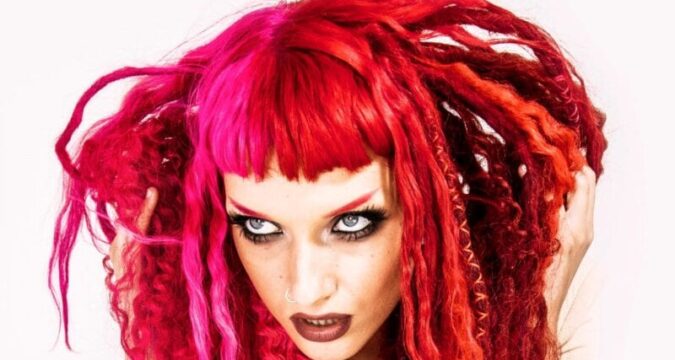 Delilah Bon / aka Lauren Tate from Hands Off Gretel / School single + video / 11 December 2020