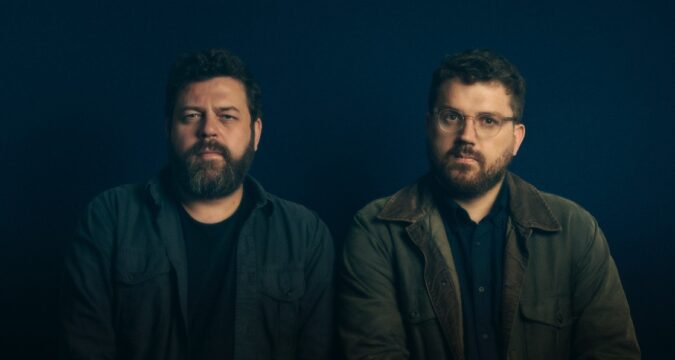 NEW ALBUM : Bear’s Den announce new album ‘Blue Hours’ released May 13th through Communion Records + new single ‘Spiders’ + extenside UK, Europe and North America Tour