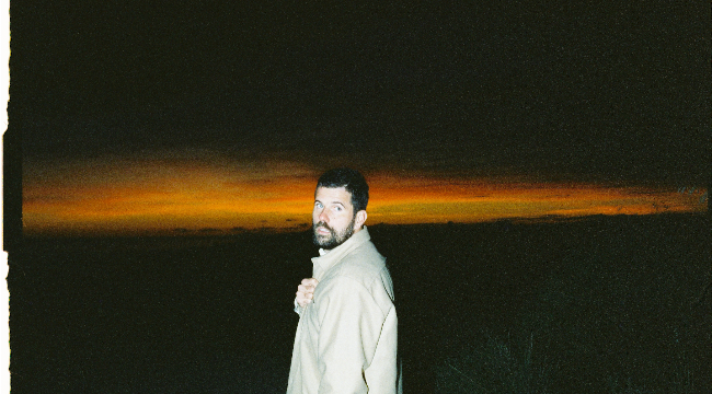 NEW SINGLE : NICK MULVEY Returns With New Single ‘Star Nation’