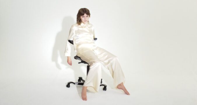 NEW VIDEO : Norwegian-Irish artist Tara Nome Doyle releases the captivating video for her new single ‘Spider’ + new album ‘Vaermin’ out now