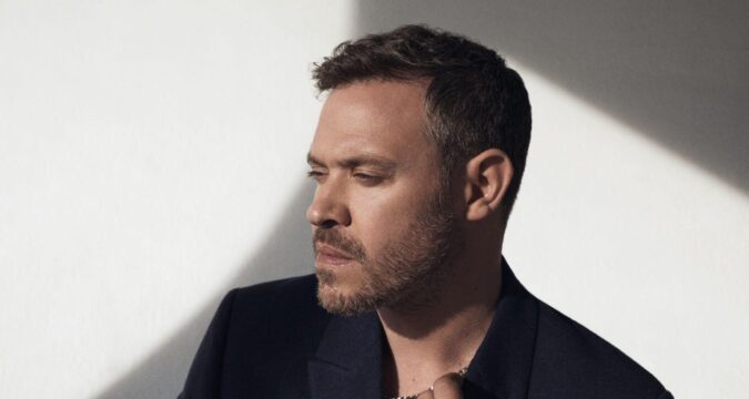 NEW SINGLE : WILL YOUNG releases brand new single ‘Why Does It Hurt’ today – taken from forthcoming ’20 Years: The Greatest Hits’ album (out 27 May)