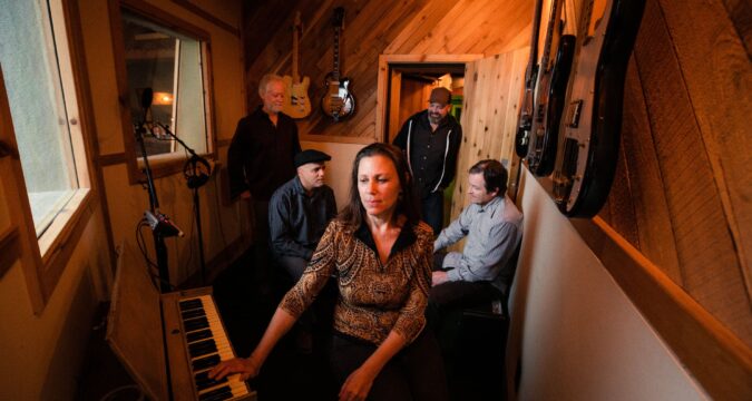 CONCERT REVIEW : The Delines & Jerry Joseph – Saint Luke’s Glasgow 4th May 2022