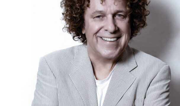 TOUR NEWS : British pop legend LEO SAYER celebrates 50 years in music with extensive new autumn 2022 UK tour