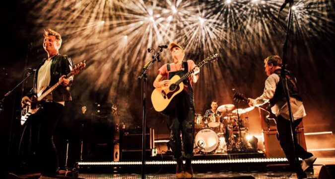 TOUR DATES : Travis announce intimate warm-up show in Norwich