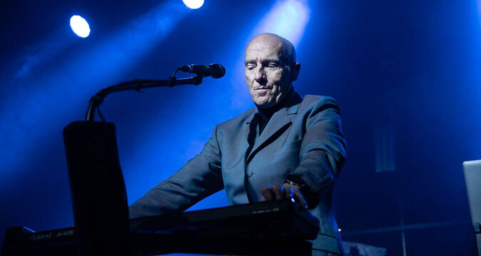 CONCERT REVIEW : Legendary Midge Ure Rocks Barrowland Glasgow in a Mesmerizing Concert Performance! 18th May 2023