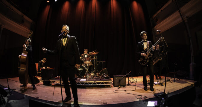 CONCERT REVIEW : Timeless Tunes and Electric Energy: The Vintage Explosion Rocks Queens Hall! 20th May 2023