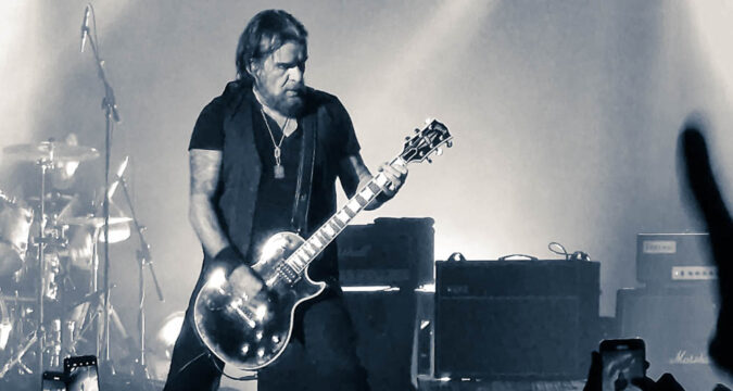 CONCERT REVIEW : The Cult Sets Razzmatazz on Fire in Epic Barcelona Concert! 22nd June 2023
