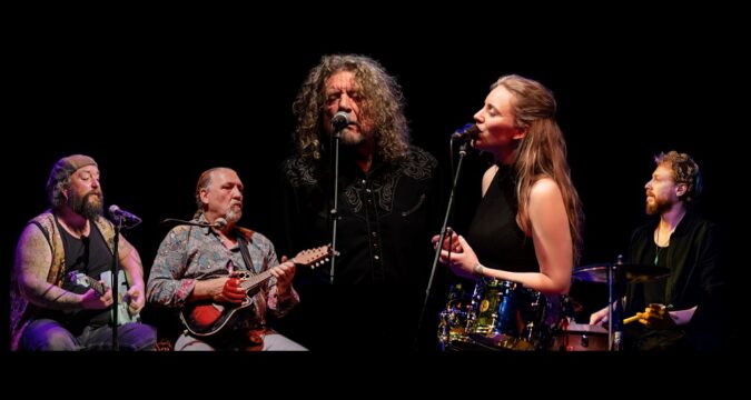 TOUR NEWS : ROBERT PLANT PRESENTS SAVING GRACE FEATURING SUZI DIAN UK TOUR  ANNOUNCED FOR NOVEMBER 2023 - Scottish Music Network