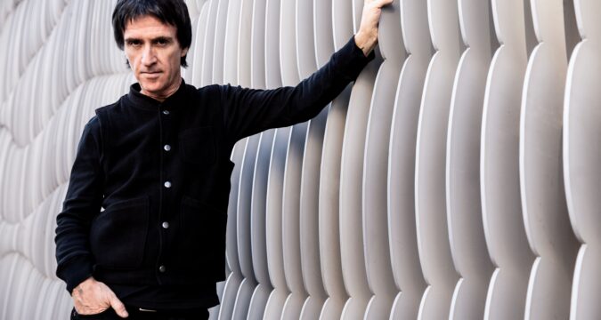 TOUR NEWS : Johnny Marr Announces UK Headline Tour For April 2024 – The Spirit Power Tour