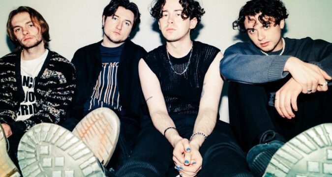 NEW SINGLE : Ireland’s modernlove. have released their new single, Plans, ahead of their headline world tour throughout October and November.