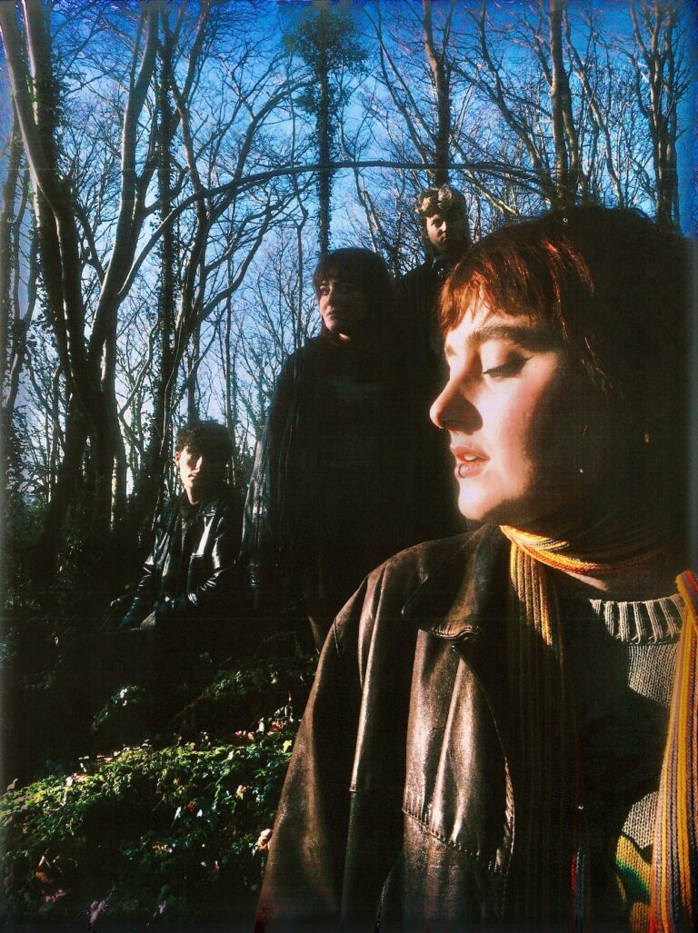NEWDAD - Press Shot