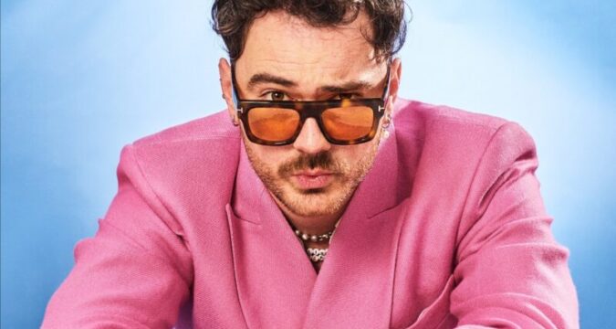 NEW ALBUM : Cian Ducrot Announces New Album and Glasgow Date!