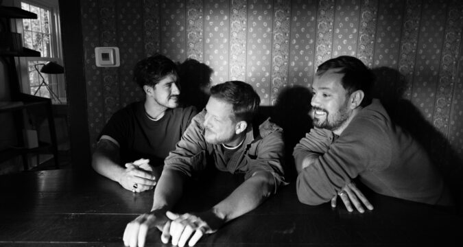 TOUR DATES : Mumford & Sons Announce Huge UK and European Arena Tour
