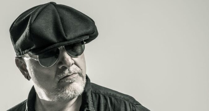 TOUR NEWS : The Stranglers’ Baz Warne at Cottiers, Glasgow on 6 Feb