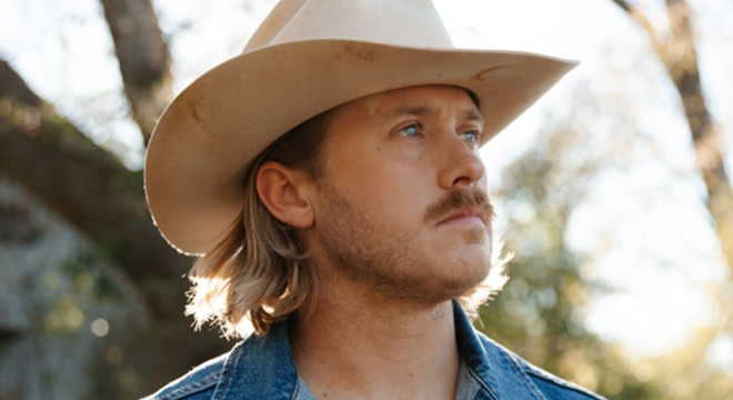 NEW SINGLE : COREY KENT FAST-TRACKS RELEASE OF NEW SONG “EMPTY WORDS” DUE TO OVERWHELMING FAN DEMAND