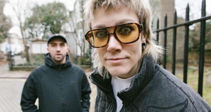 NEW SINGLE : Punk duo The Meffs announce new album Business, stream title track single