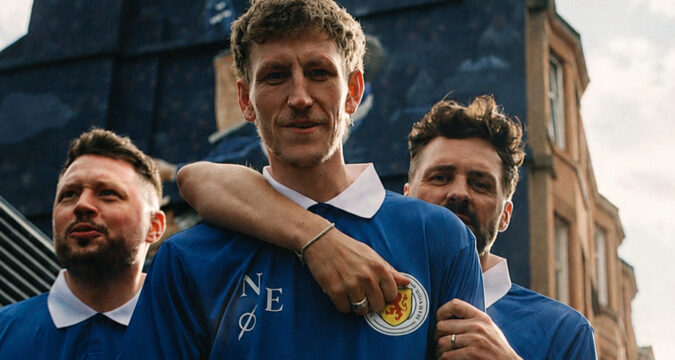 NEW SINGLE : NATHAN EVANS & THE SAINT PHNX BAND RELEASE THEIR ROUSING ANTHEM ‘HOME – WORLD CUP VERSION’