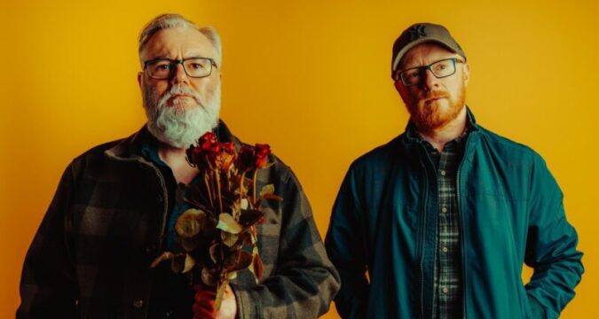 NEW ALBUM : ARAB STRAP announce new album ‘HALF-TOLD TALES’, new single + autumn UK & European tour as duo celebrate 30th anniversary