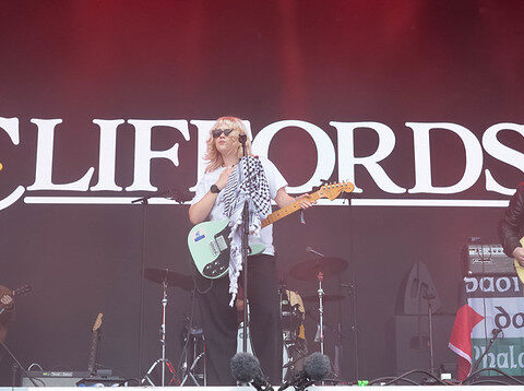 INTERVIEW : KAREN FROM SMN CHATS TO CLIFFORDS – Rain, Early Slots, and No Nerves: Cliffords on Their TRNSMT Set