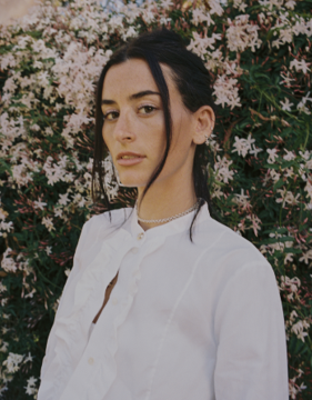 NEW SINGLE : STELLA LEFTY CONTINUES MOMENTUM WITH “GOOD AT LEAVING” VIA ATLANTIC OUTPOST