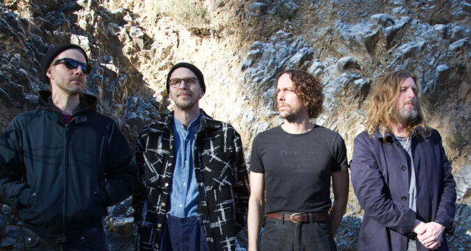 NEW SINGLE : Razorlight release unheard version of Number 1 hit ‘Lost In America’