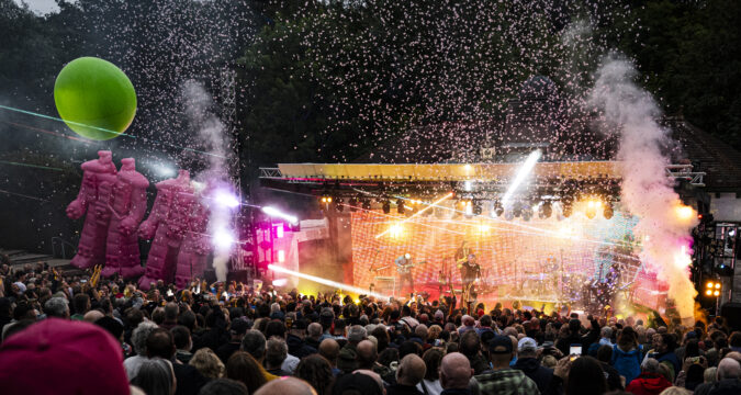CONCERT REVIEW : The Flaming Lips, Kelvingrove Bandstand, Glasgow, Scotland, UK – 27th July 2026